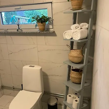 Apartament Cozy Studio With Garden Access *